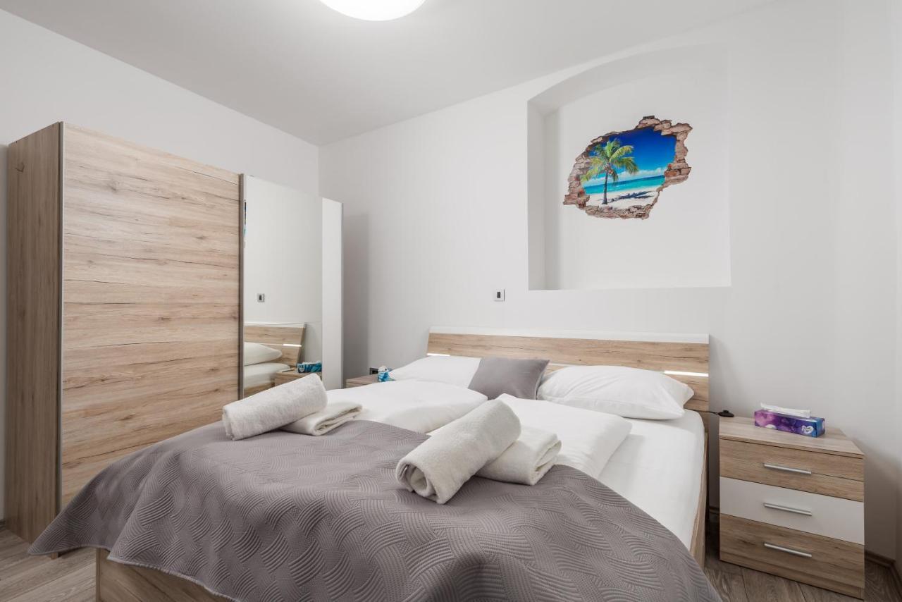 Rijeka Old Town Apartment Esterno foto